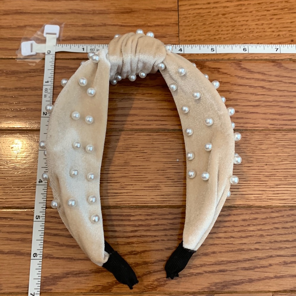 Cute, velvet, faux pearl beaded headband